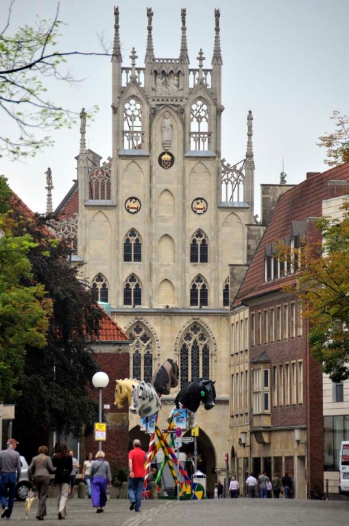 © Jennifer Singleton – Please do not copy or save without permission Münster’s rebuilt Rathaus (city hall) is where the Peace of Westphalia Treaty was signed in 1648 to end the Thirty Years’ War